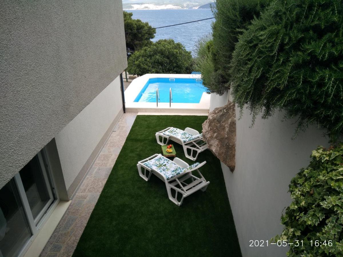 Private Pool And Sea View Apartment 奥米什 外观 照片